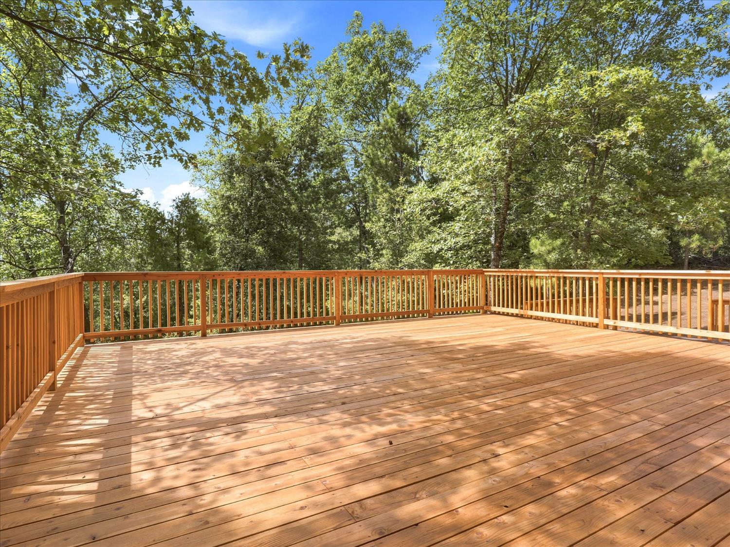 36488 Fine Gold Creek Dr, North Fork, CA 93643