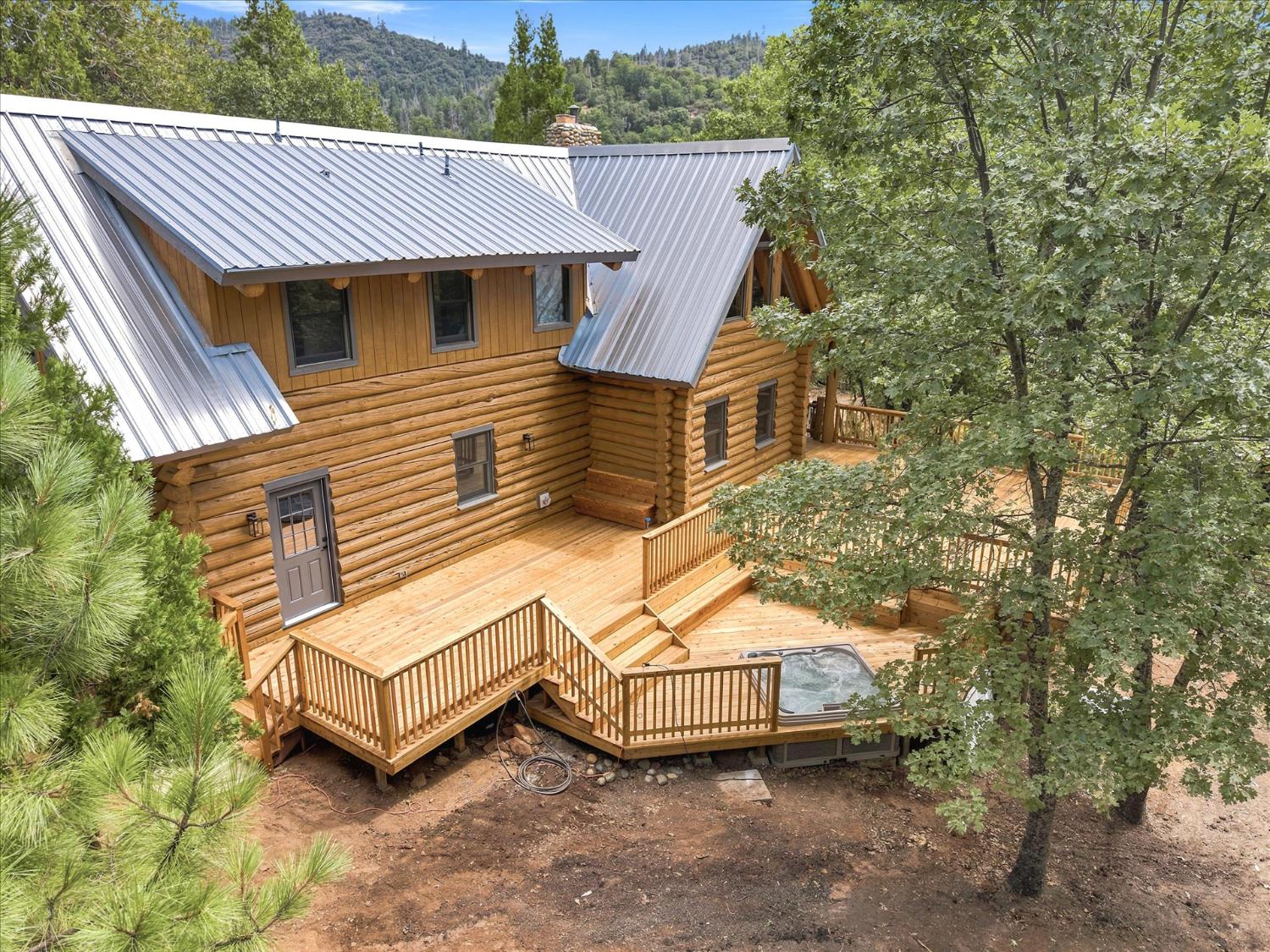36488 Fine Gold Creek Dr, North Fork, CA 93643