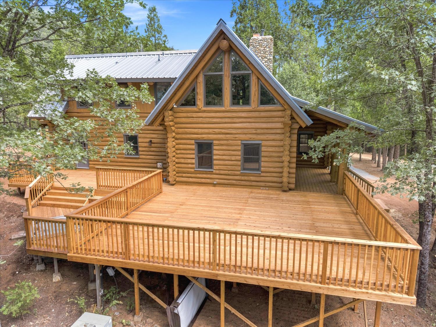 36488 Fine Gold Creek Dr, North Fork, CA 93643