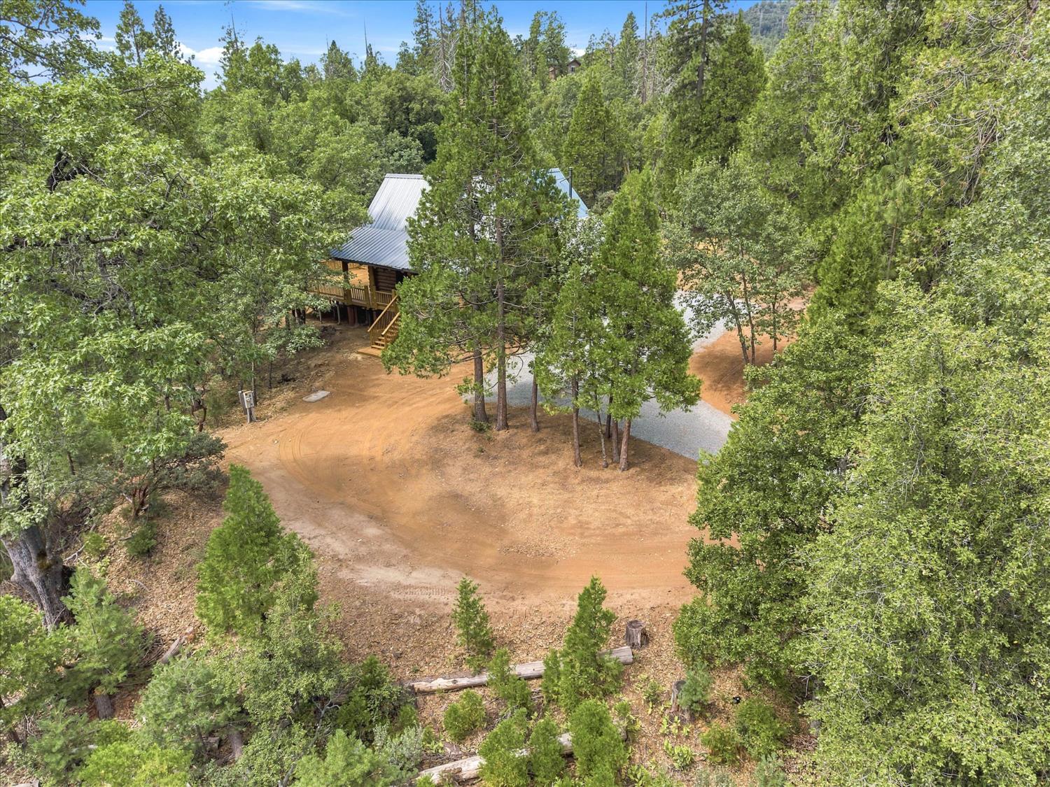 36488 Finegold Creek Dr, North Fork, CA 93643