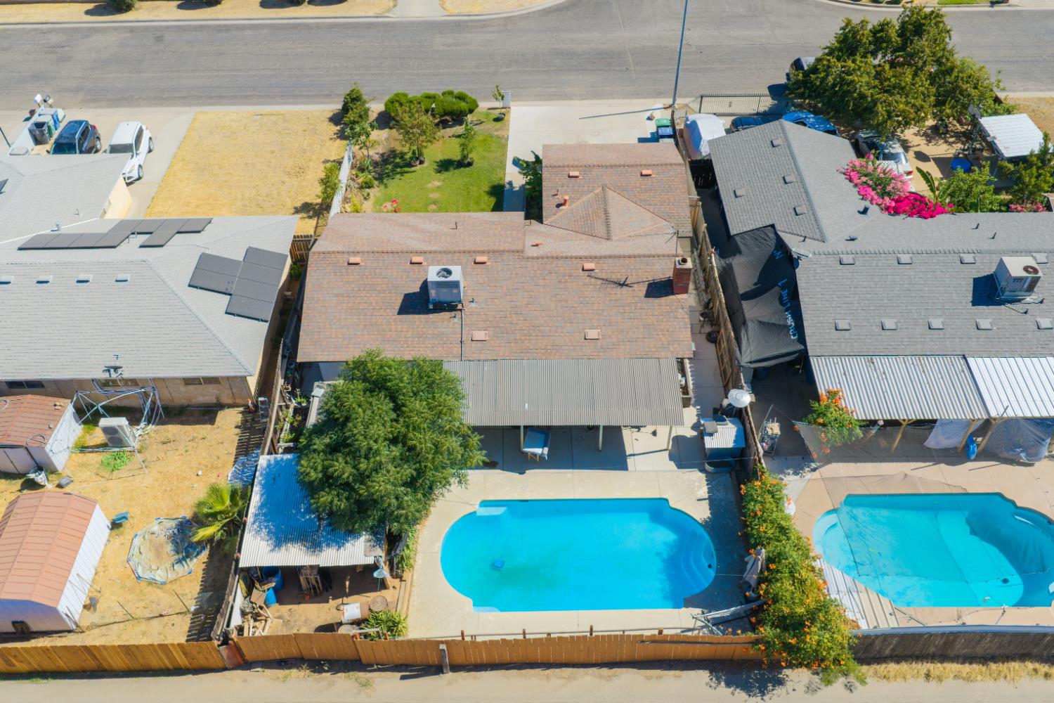 1229 Mission St, Madera, CA 93638
