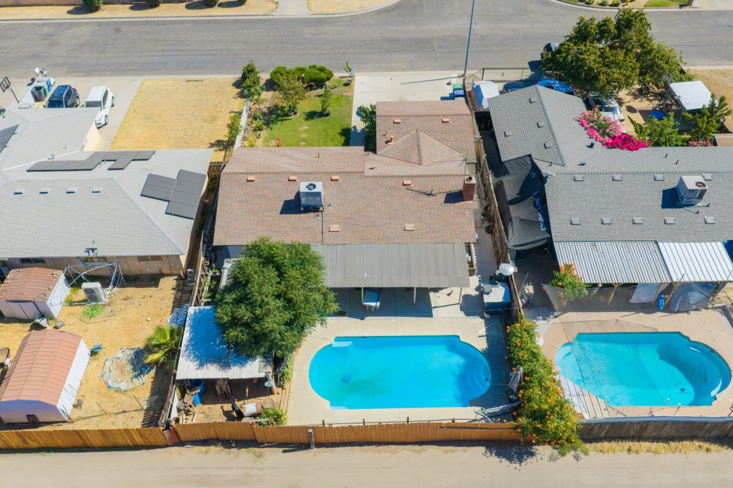 1229 Mission St, Madera, CA 93638