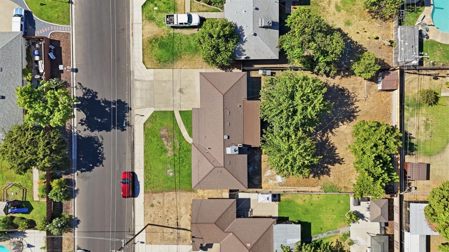3677 N Sierra Vista Ave, Fresno, CA 93726