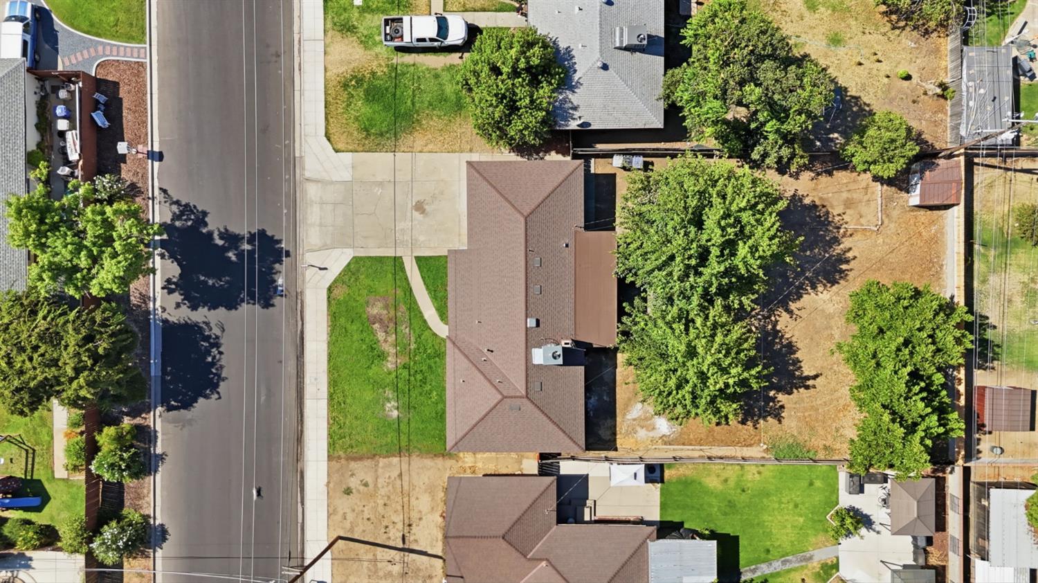 3677 N Sierra Vista Ave, Fresno, CA 93726