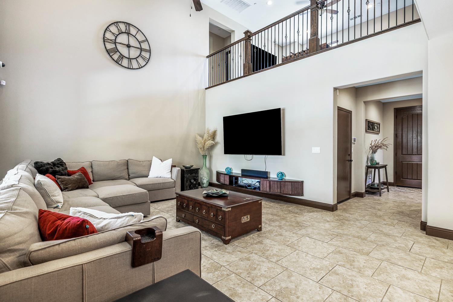 6310 W Indianapolis Ave, Fresno, CA 93723