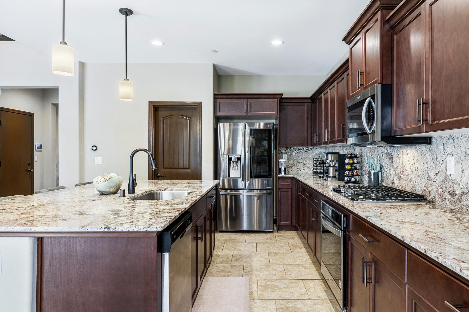 6310 W Indianapolis Ave, Fresno, CA 93723