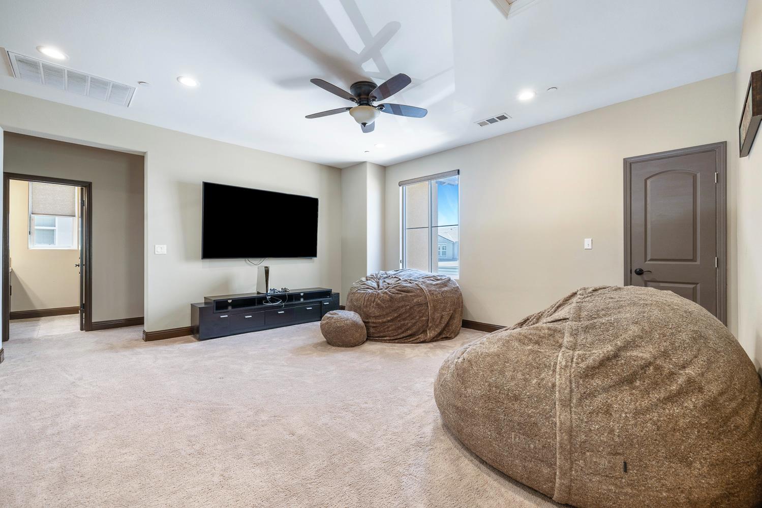 6310 W Indianapolis Ave, Fresno, CA 93723