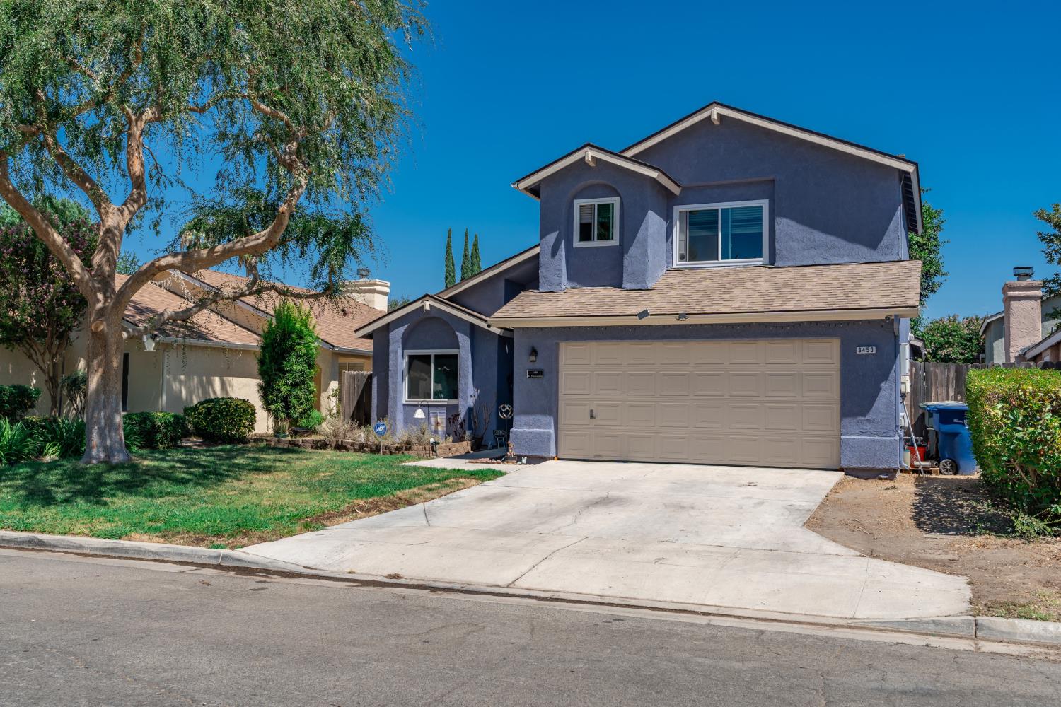 3450 W Dovewood Ave, Fresno, CA 93711