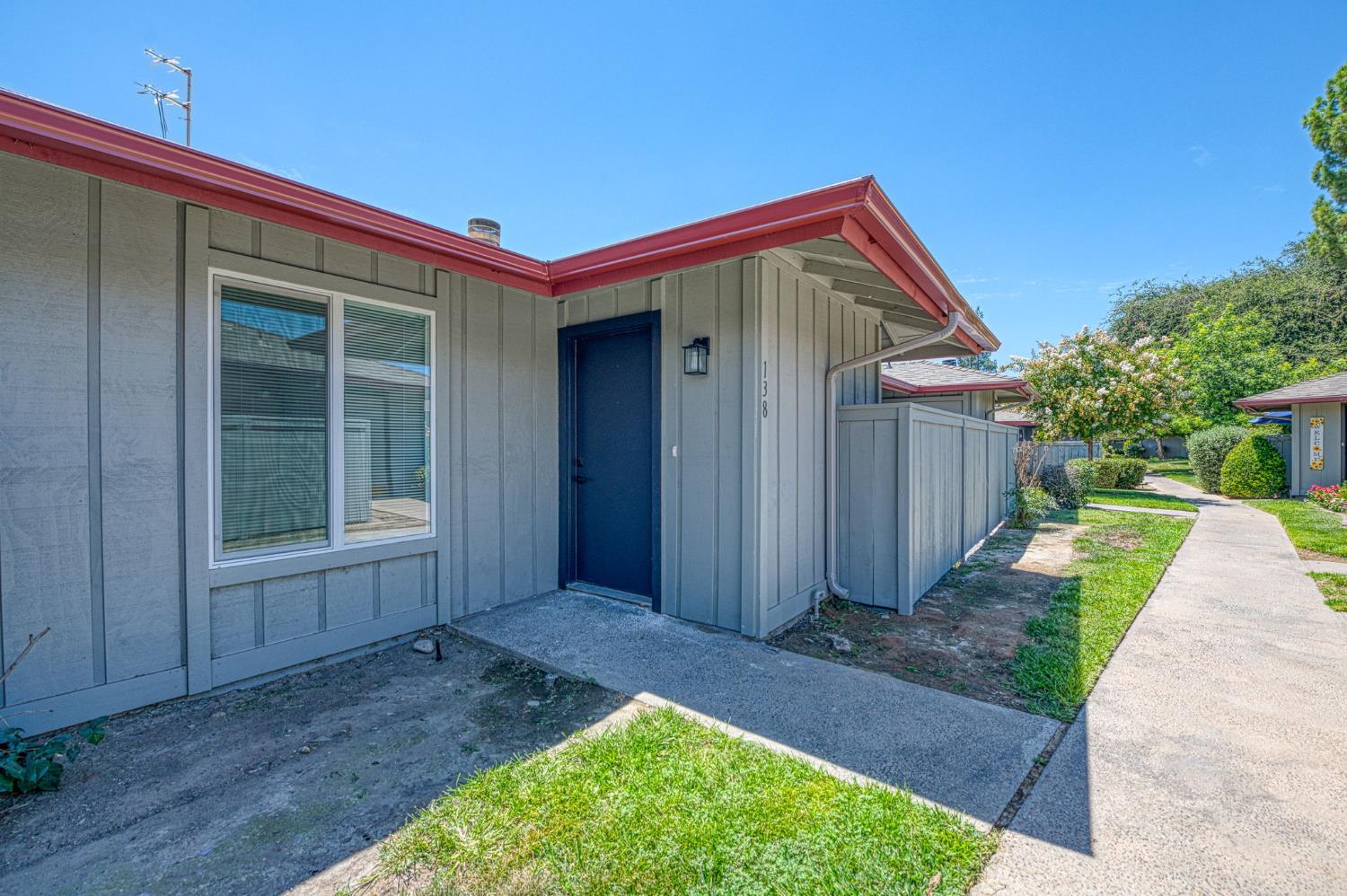 4504 N Valentine Ave #138, Fresno, CA 93722