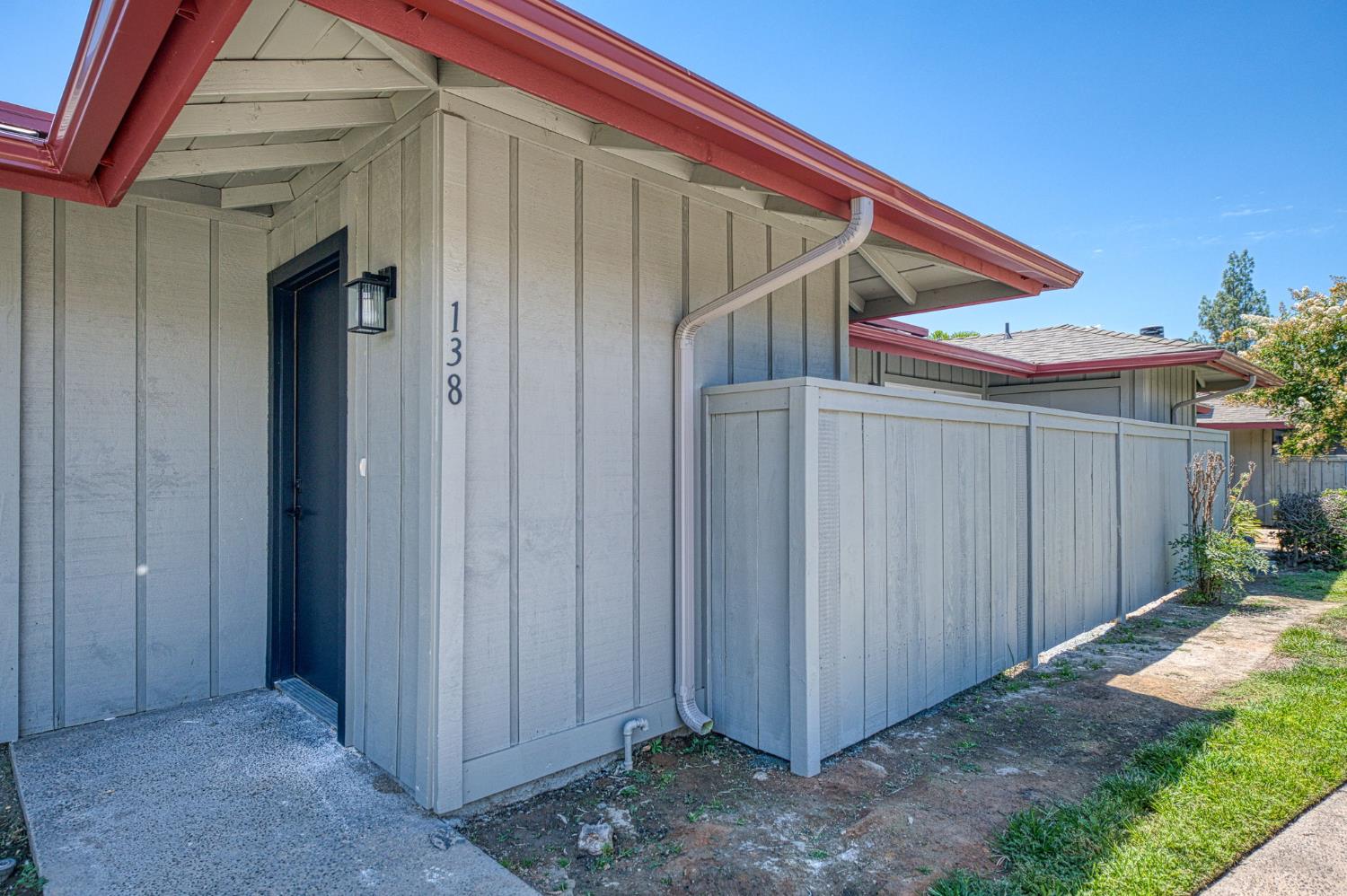 4504 N Valentine Ave #138, Fresno, CA 93722