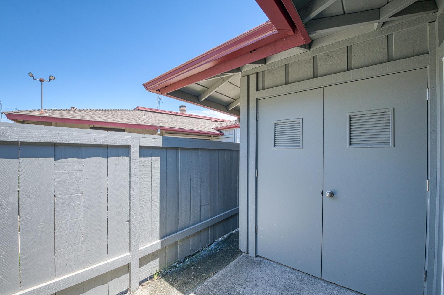 4504 N Valentine Ave #138, Fresno, CA 93722