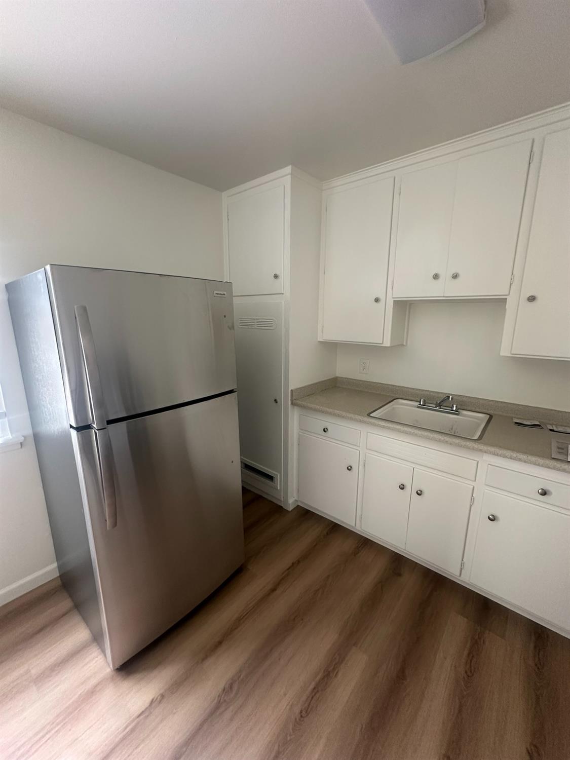 922 L Street, Sanger, CA 93657