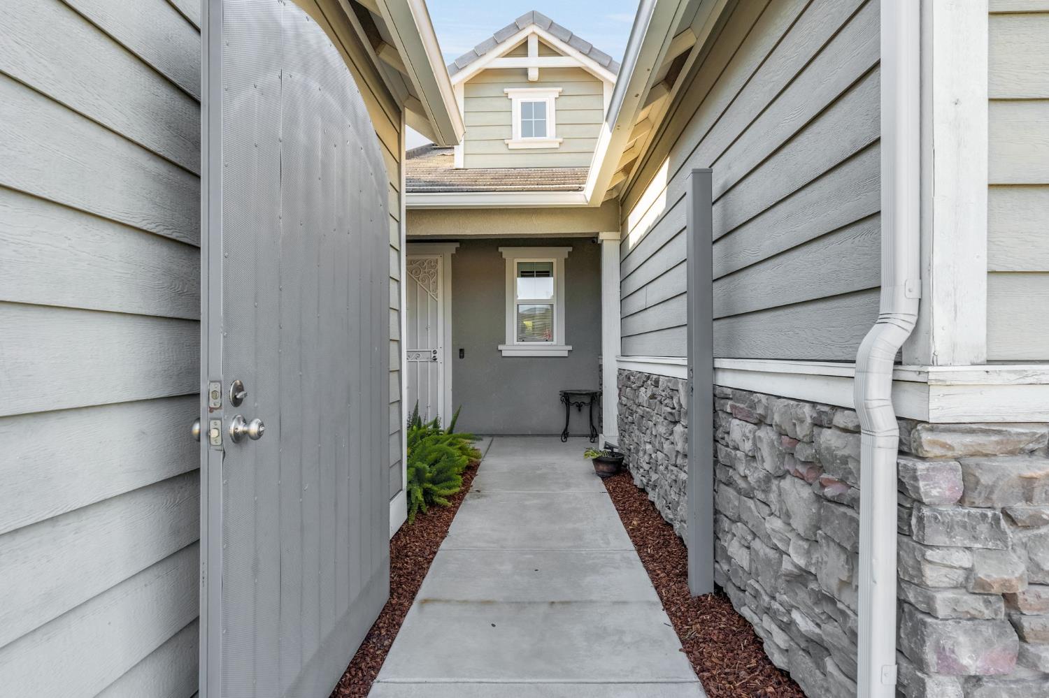 3101 Finchwood Ave, Clovis, CA 93619