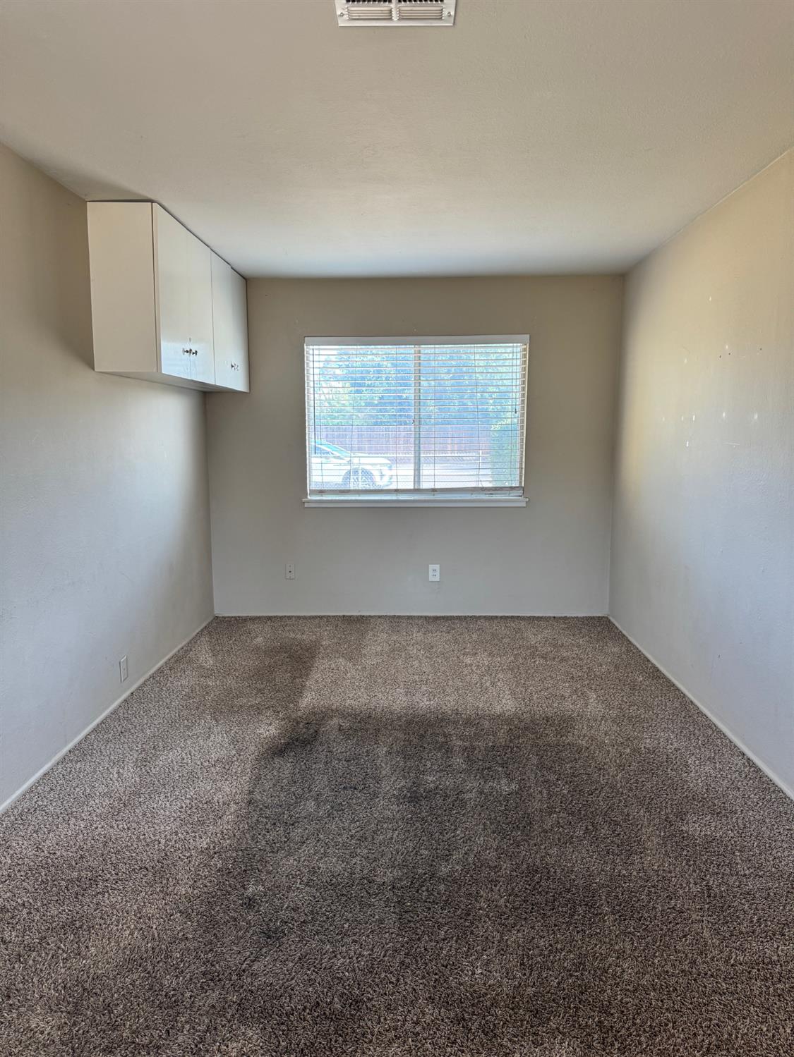 3667 W Dayton Ave, Fresno, CA 93722