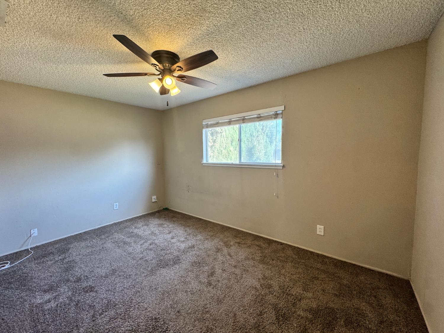 3667 W Dayton Ave, Fresno, CA 93722