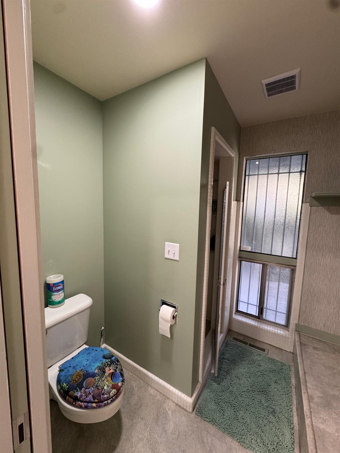 2919 E Joaquin Pl, Fresno, CA 93726