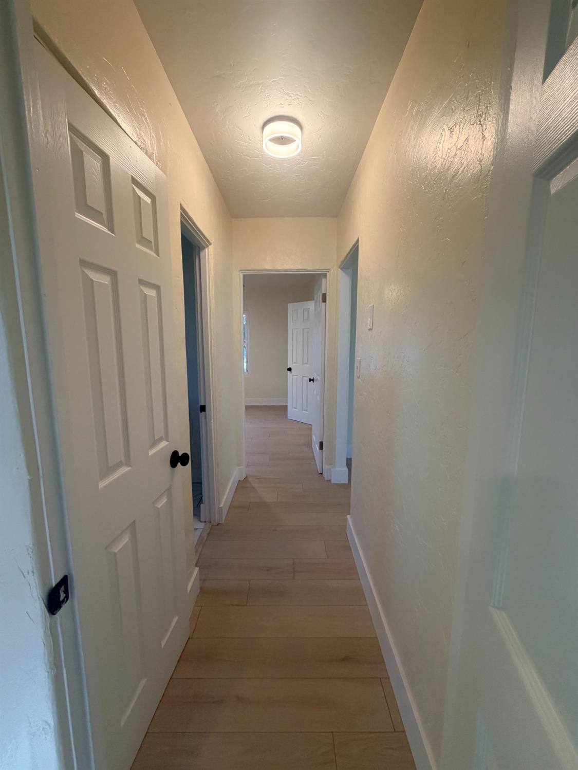 3004 N Thorne Ave, Fresno, CA 93704