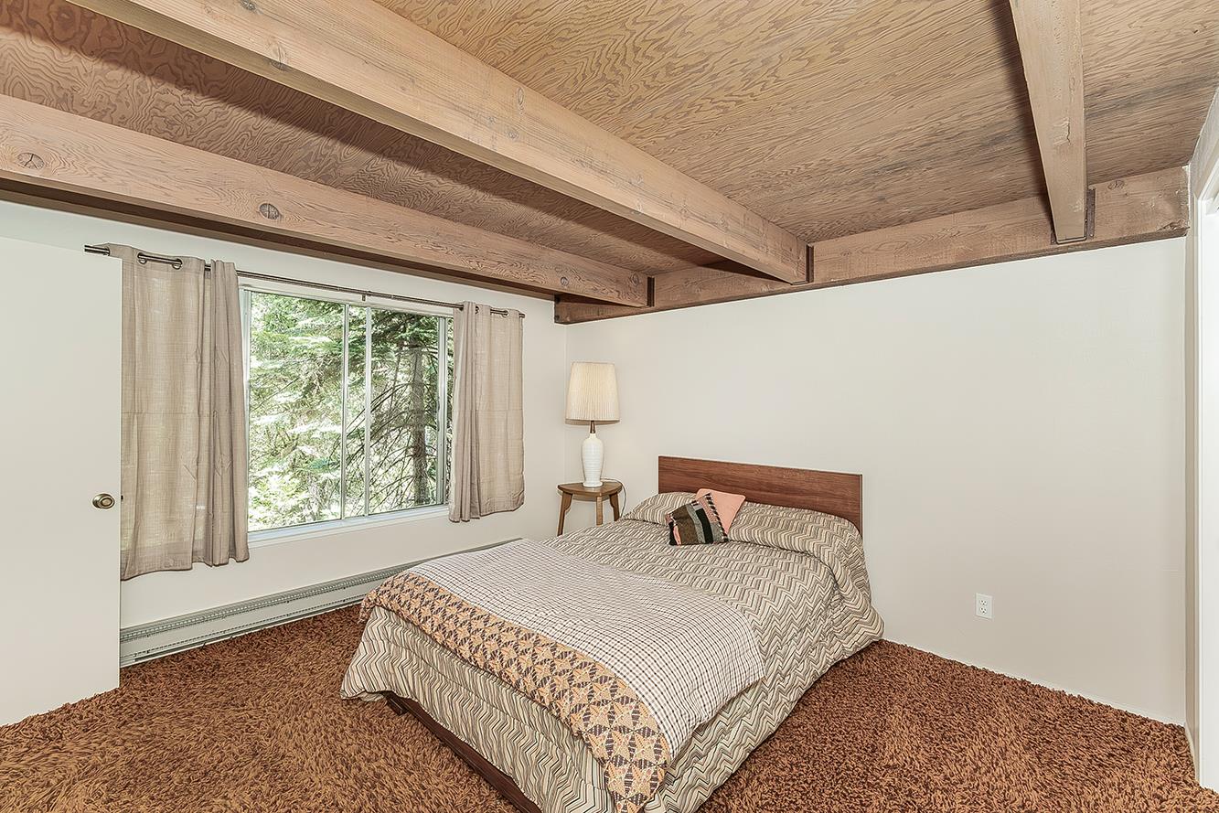 41390 Kokanee Ln, Shaver Lake, CA 93664