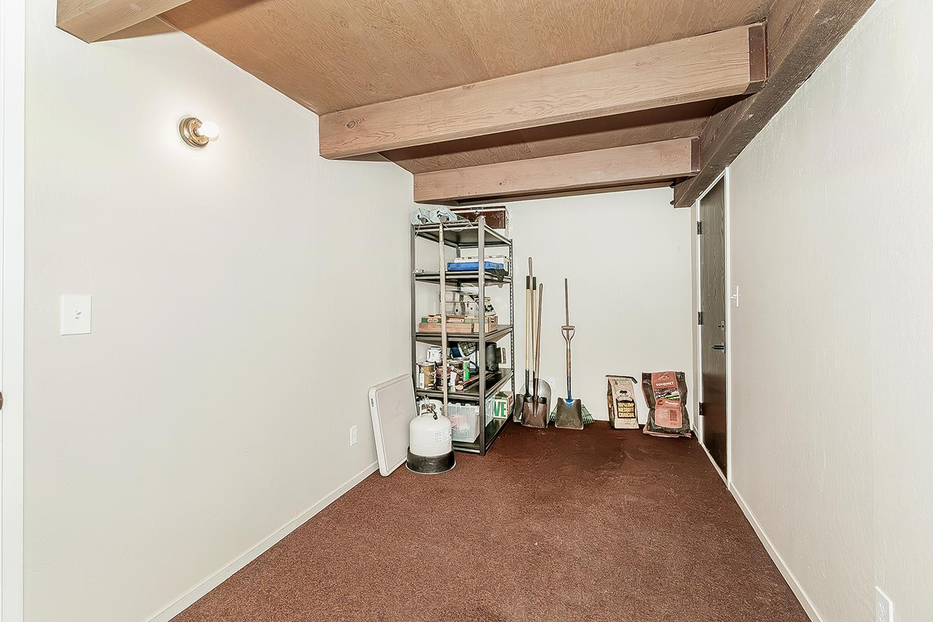 41390 Kokanee Ln, Shaver Lake, CA 93664