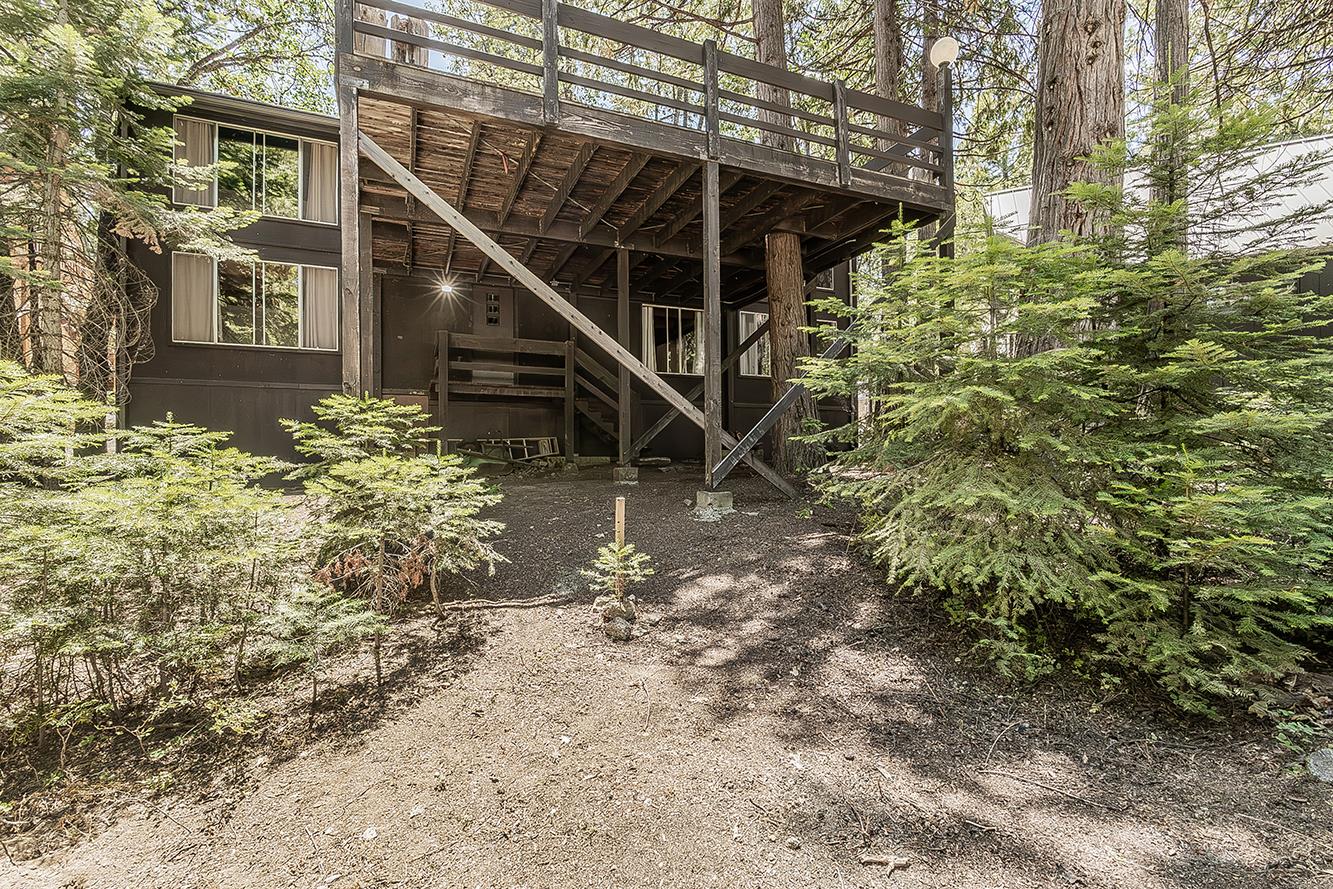 41390 Kokanee Ln, Shaver Lake, CA 93664