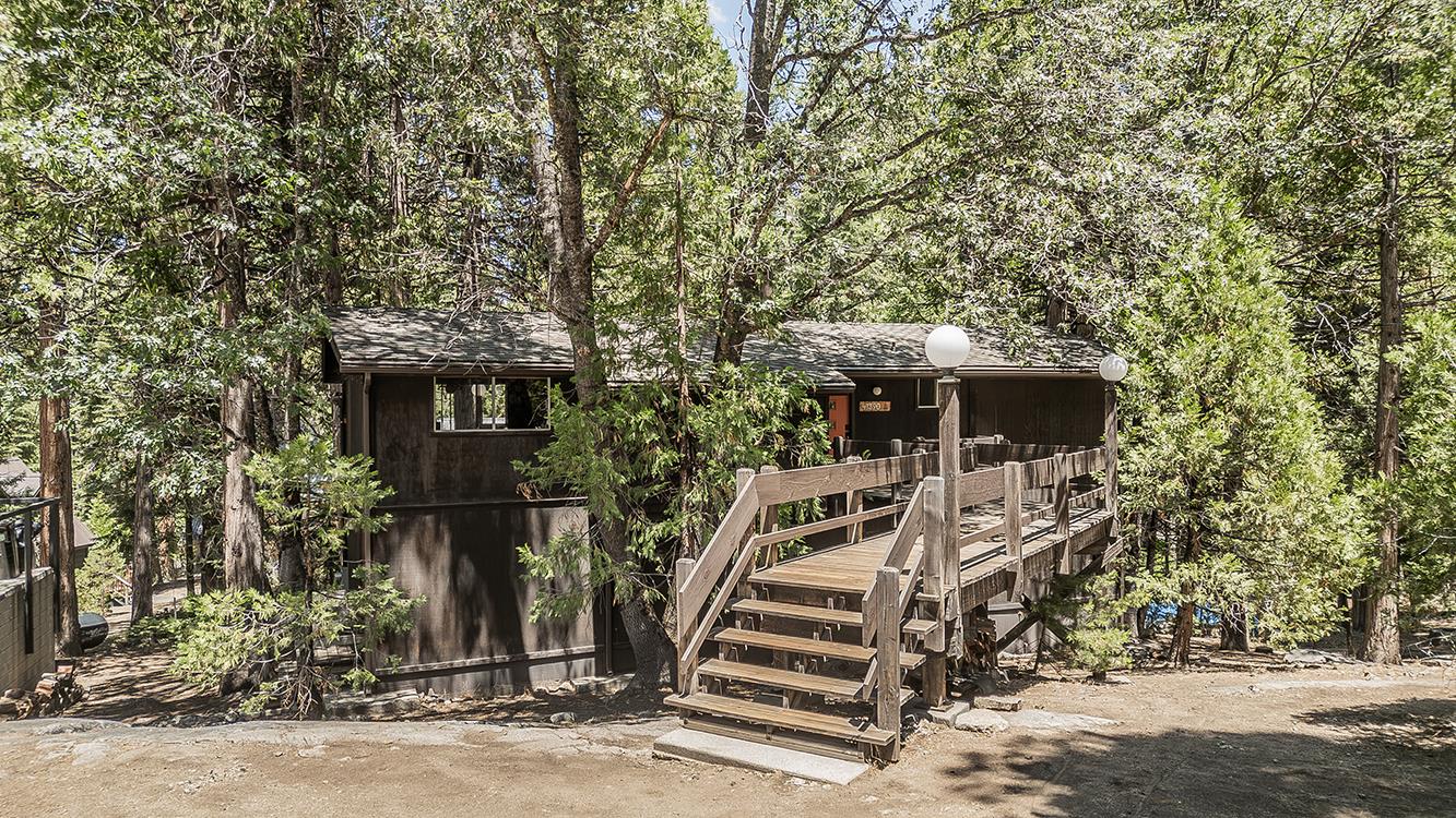 41390 Kokanee Ln, Shaver Lake, CA 93664