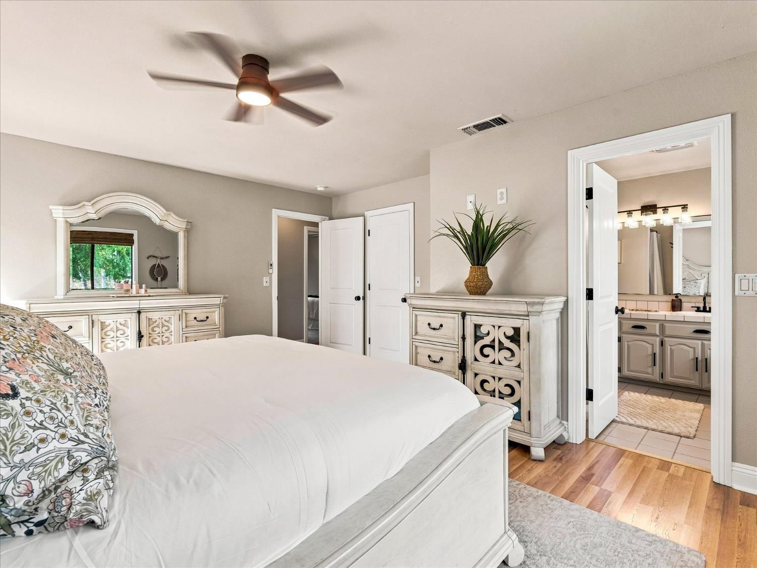 21764 Frontier Rd, Clovis, CA 93619