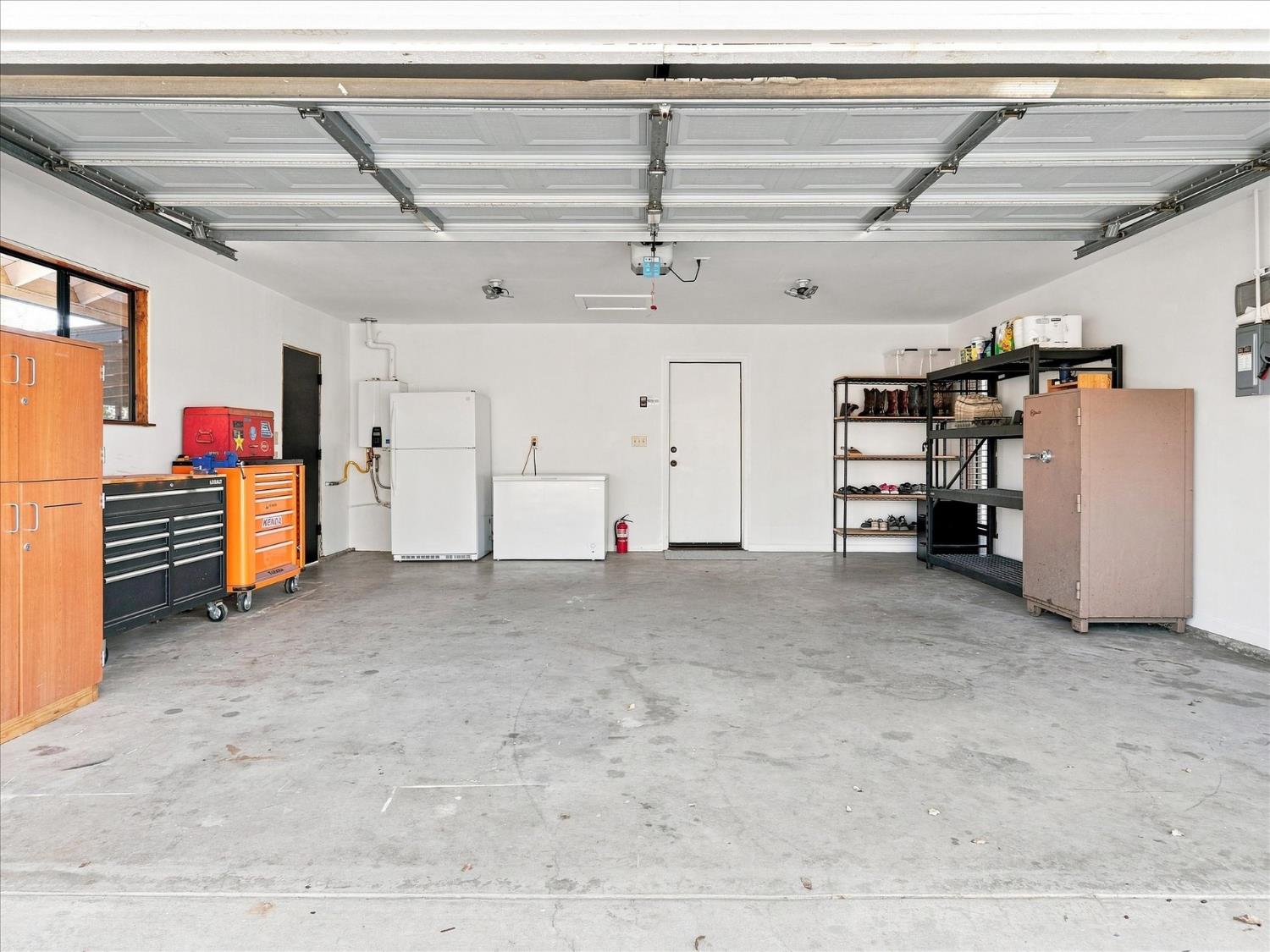 21764 Frontier Rd, Clovis, CA 93619