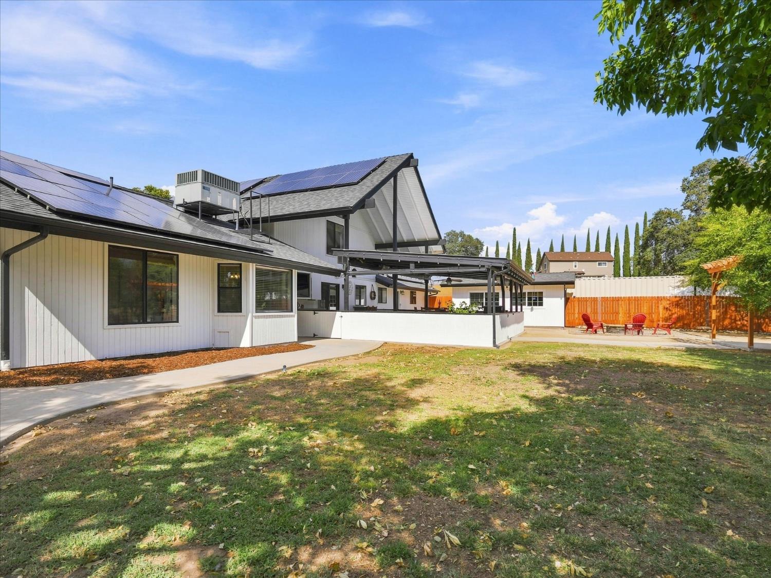 21764 Frontier Rd, Clovis, CA 93619