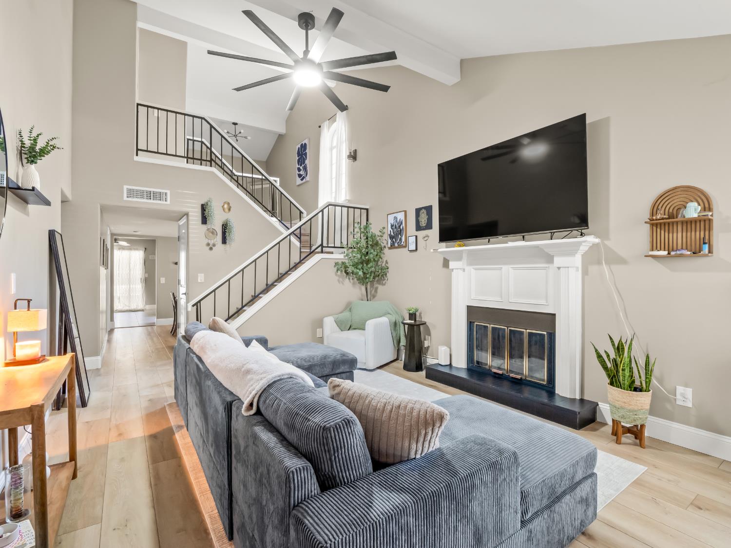 5455 N Marty Ave #110, Fresno, CA 93711