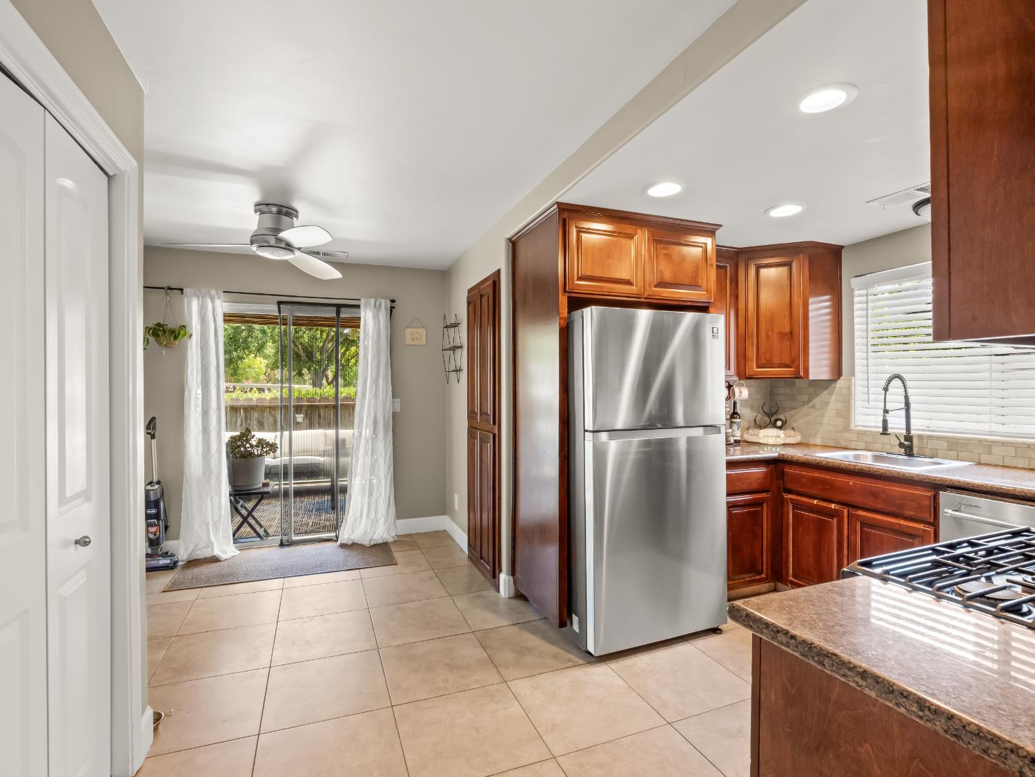 5455 N Marty Ave #110, Fresno, CA 93711