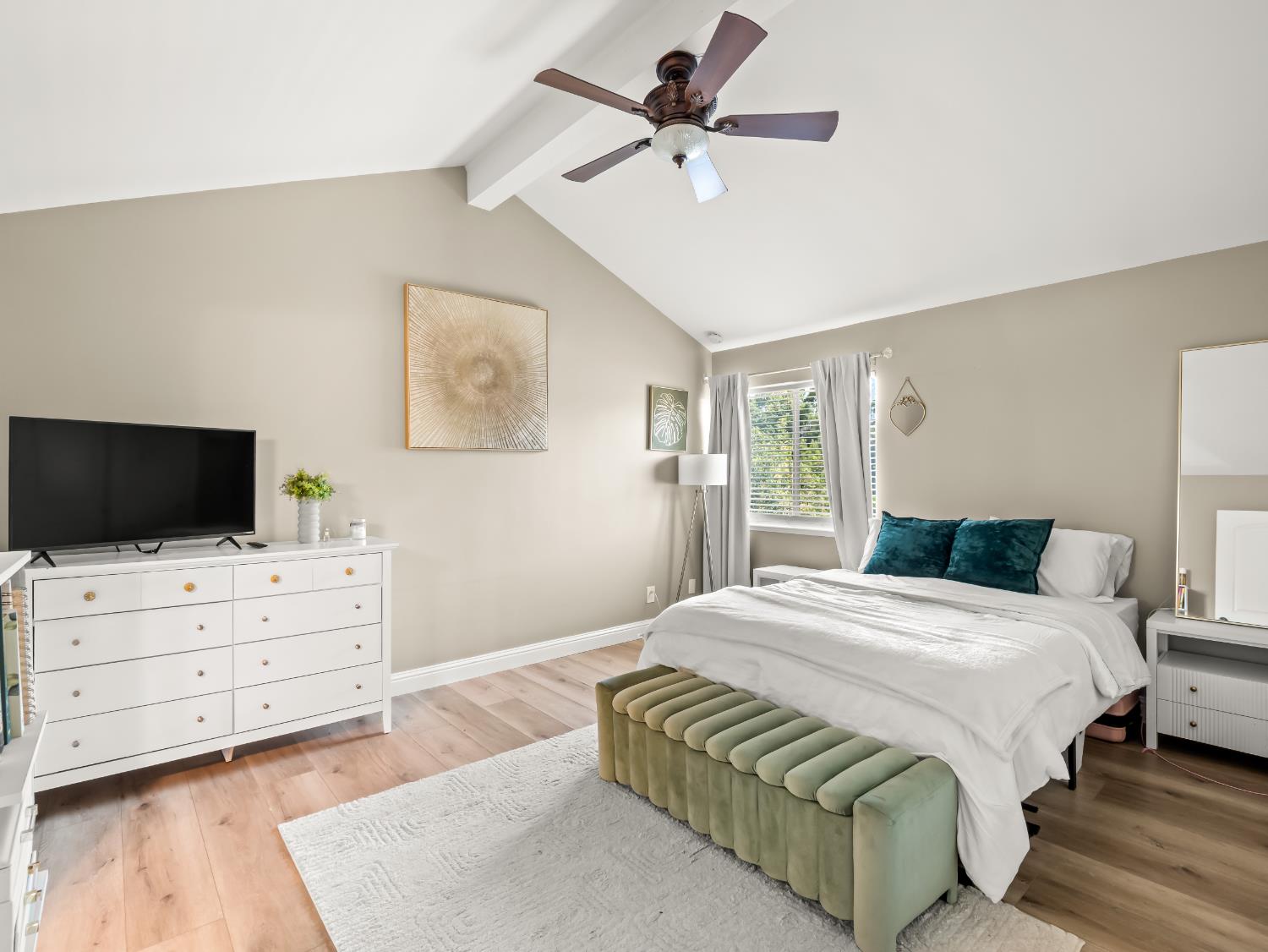5455 N Marty Ave #110, Fresno, CA 93711