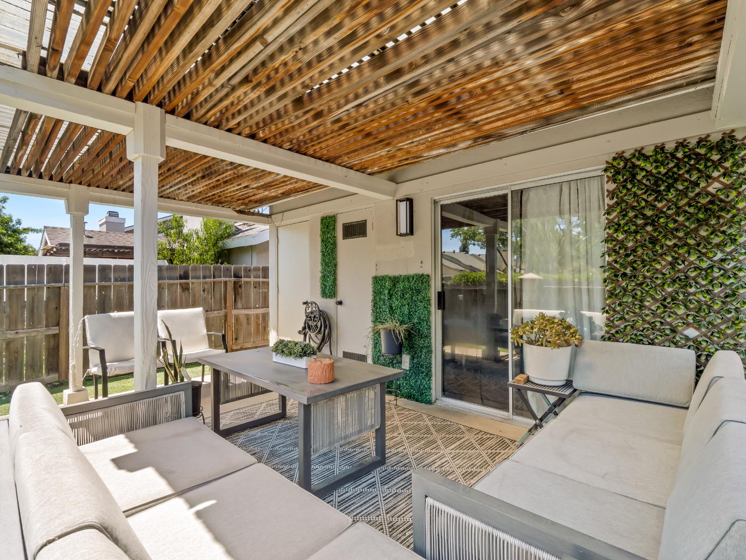 5455 N Marty Ave #110, Fresno, CA 93711