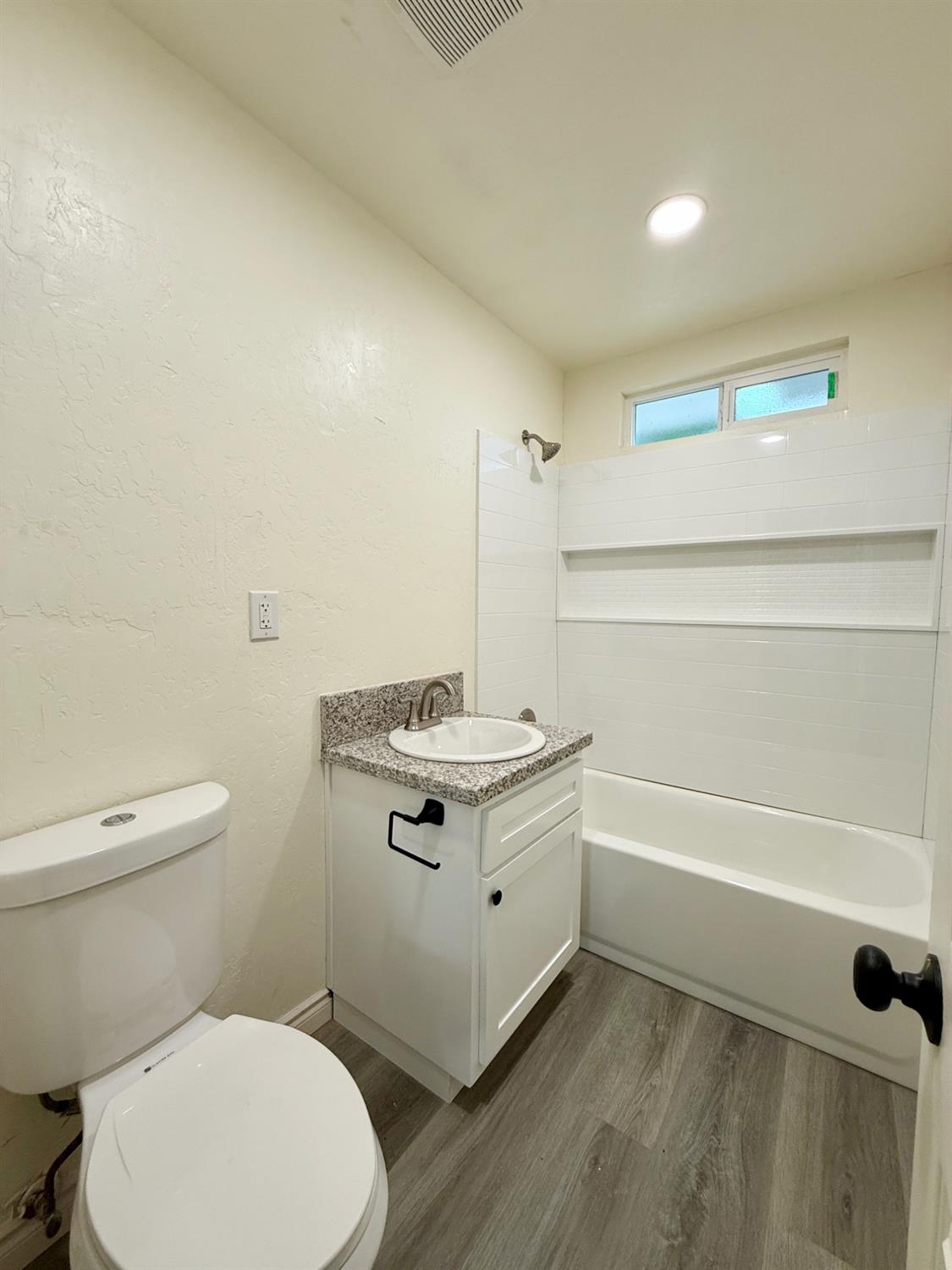 9762 S Shaft Ave, Selma, CA 93662