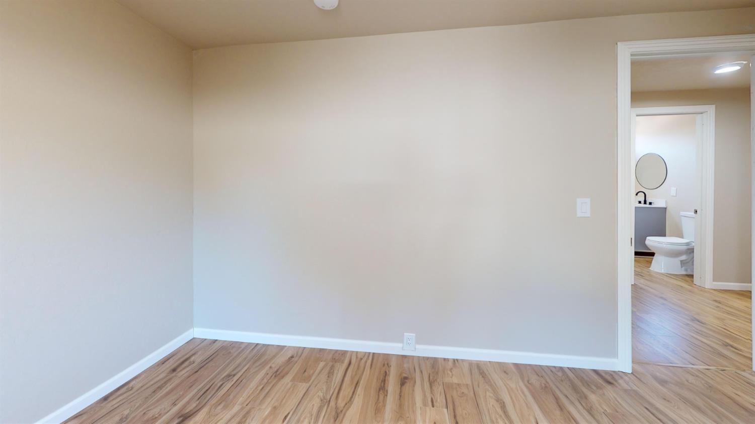 3465 W Cortland Ave #95, Fresno, CA 93722