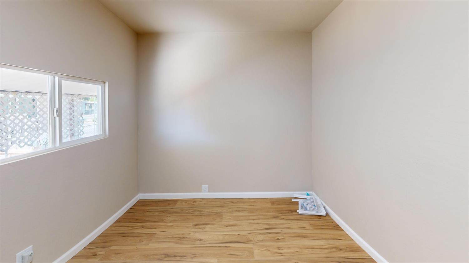 3465 W Cortland Ave #95, Fresno, CA 93722