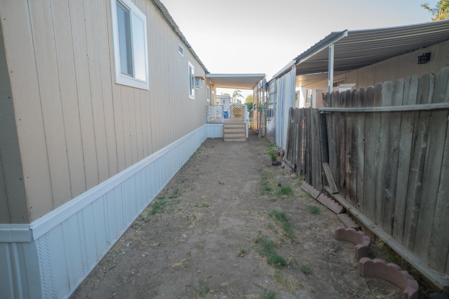 3465 W Cortland Ave #95, Fresno, CA 93722