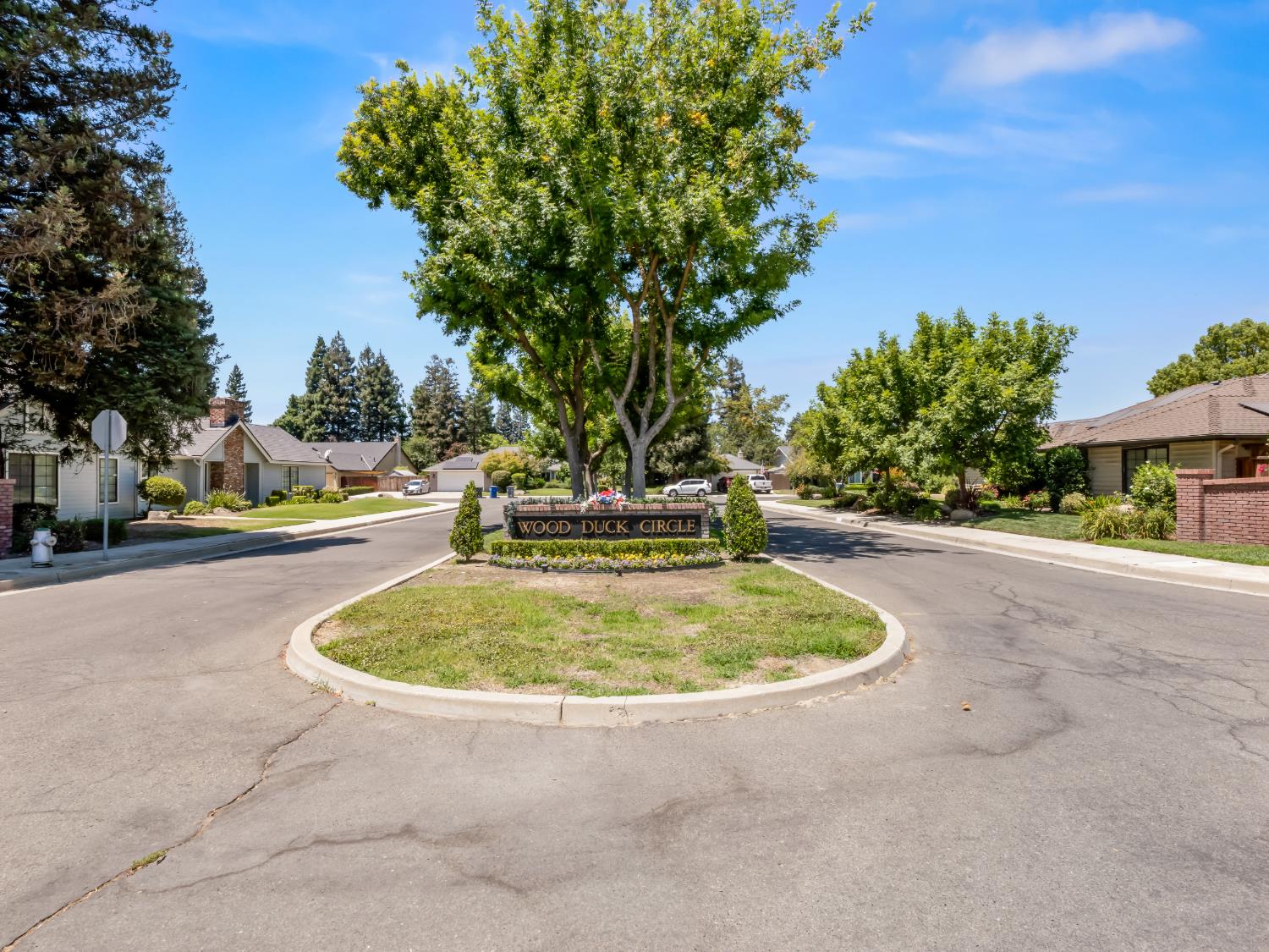 741 E Wood Duck Cir, Fresno, CA 93730