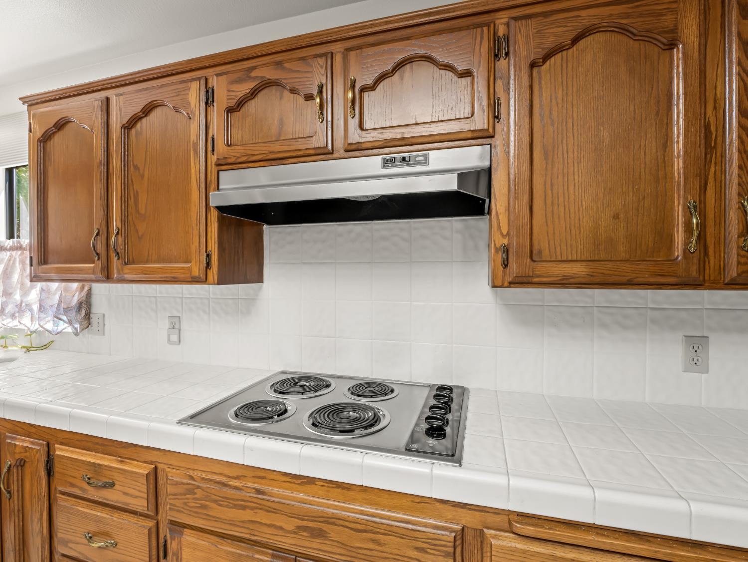 741 E Wood Duck Cir, Fresno, CA 93730