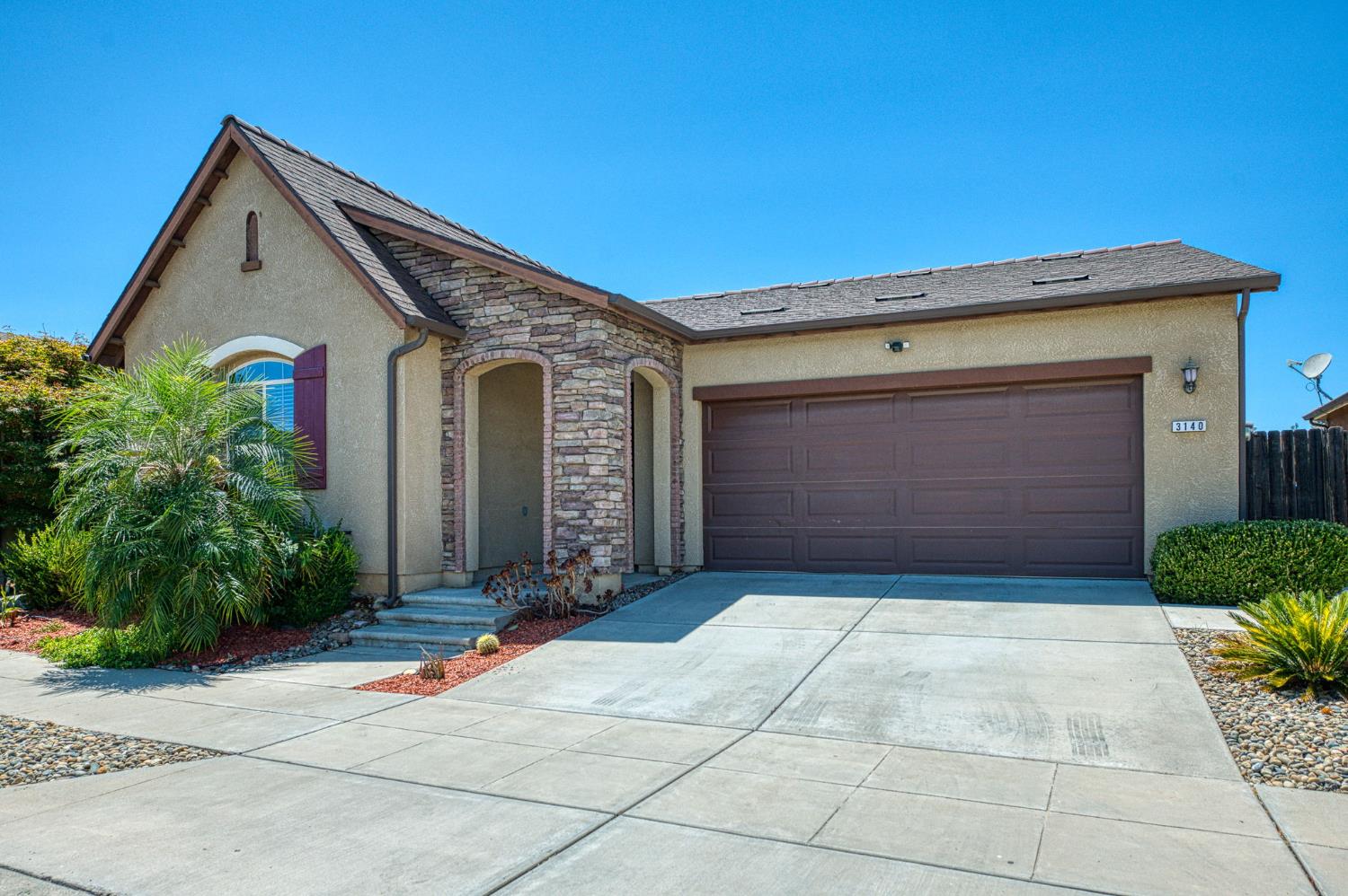 3140 Redington Ave, Clovis, CA 93619