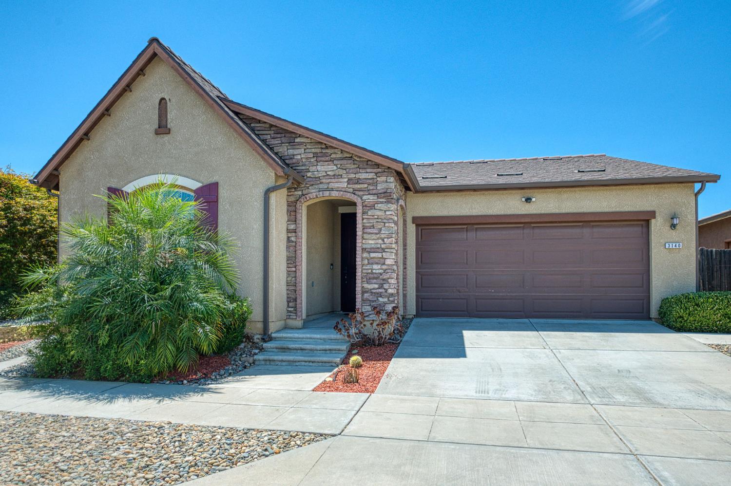 3140 Redington Ave, Clovis, CA 93619