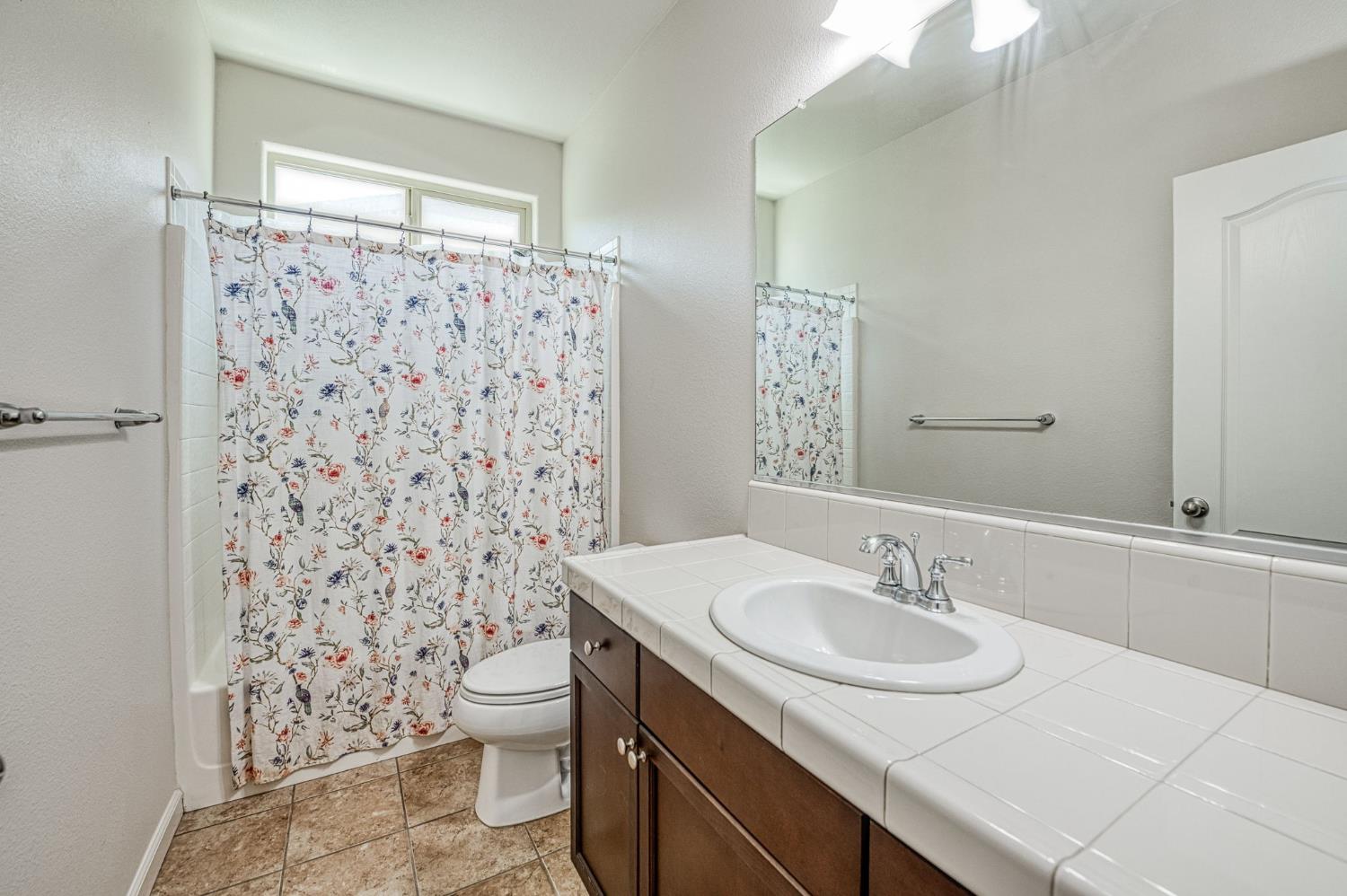 3140 Redington Ave, Clovis, CA 93619