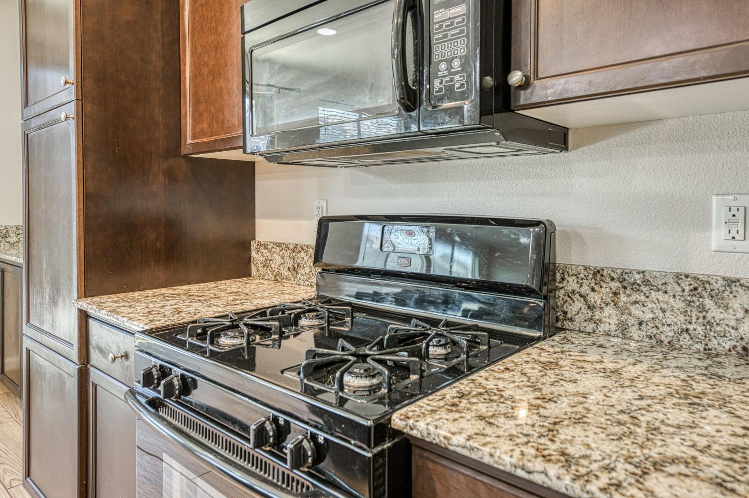 3140 Redington Ave, Clovis, CA 93619