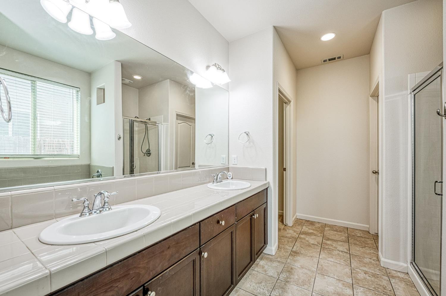 3140 Redington Ave, Clovis, CA 93619