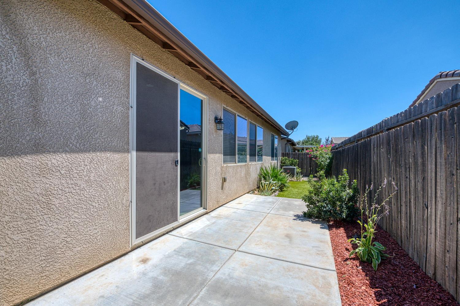 3140 Redington Ave, Clovis, CA 93619