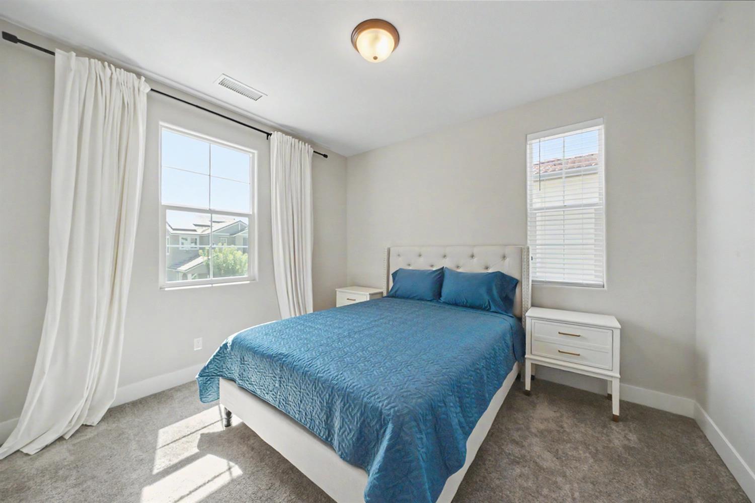 4682 Loftwood Rd, Madera, CA 93636