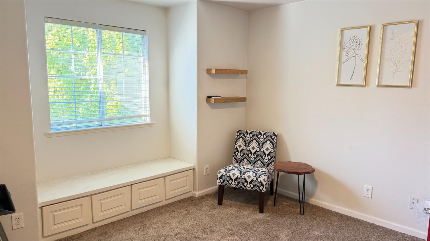 2061 E Ticonderoga Dr, Fresno, CA 93720