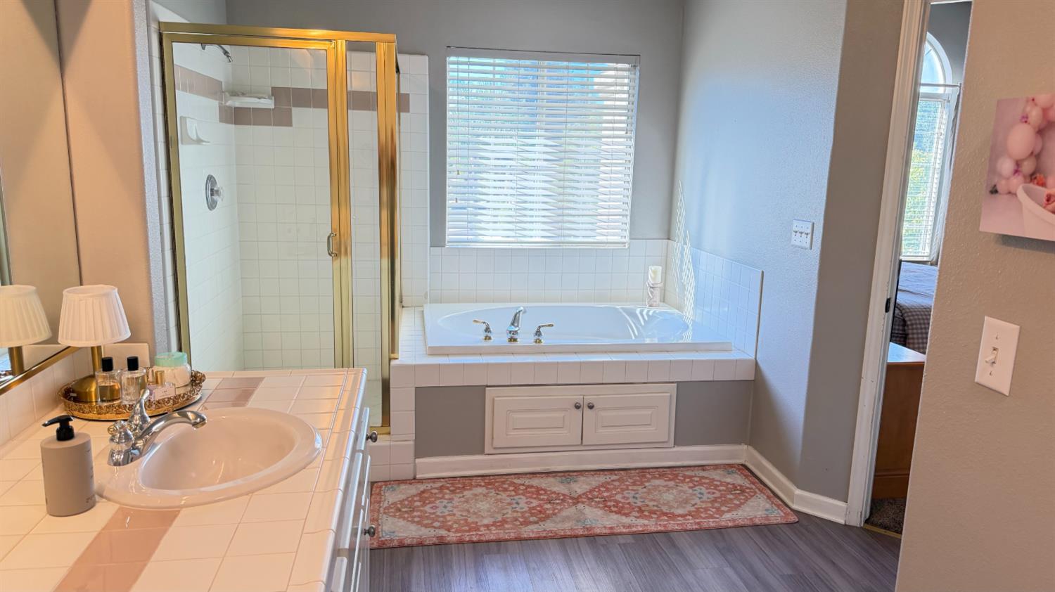2061 E Ticonderoga Dr, Fresno, CA 93720