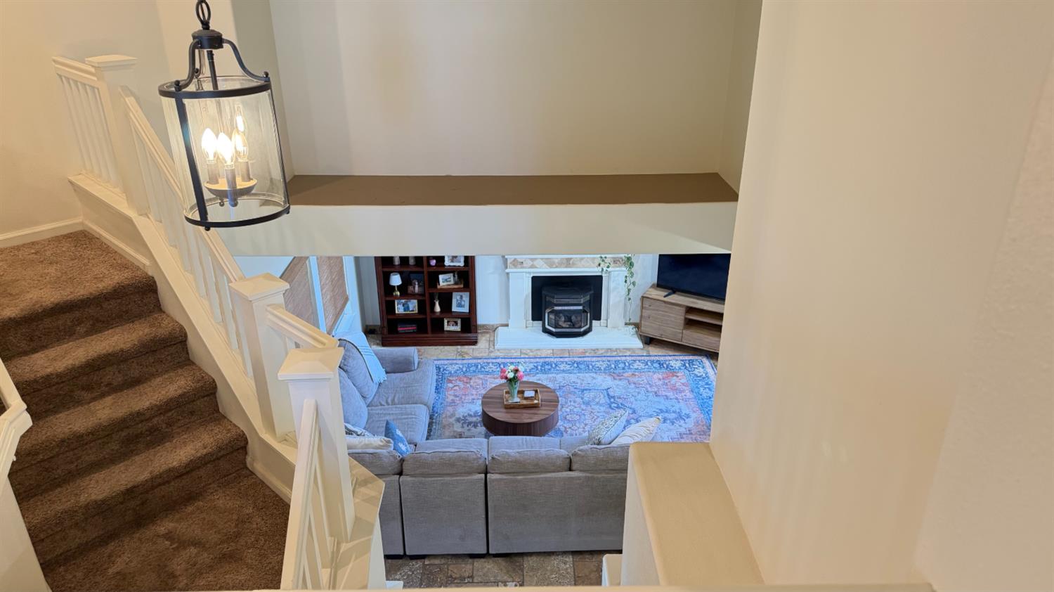 2061 E Ticonderoga Dr, Fresno, CA 93720