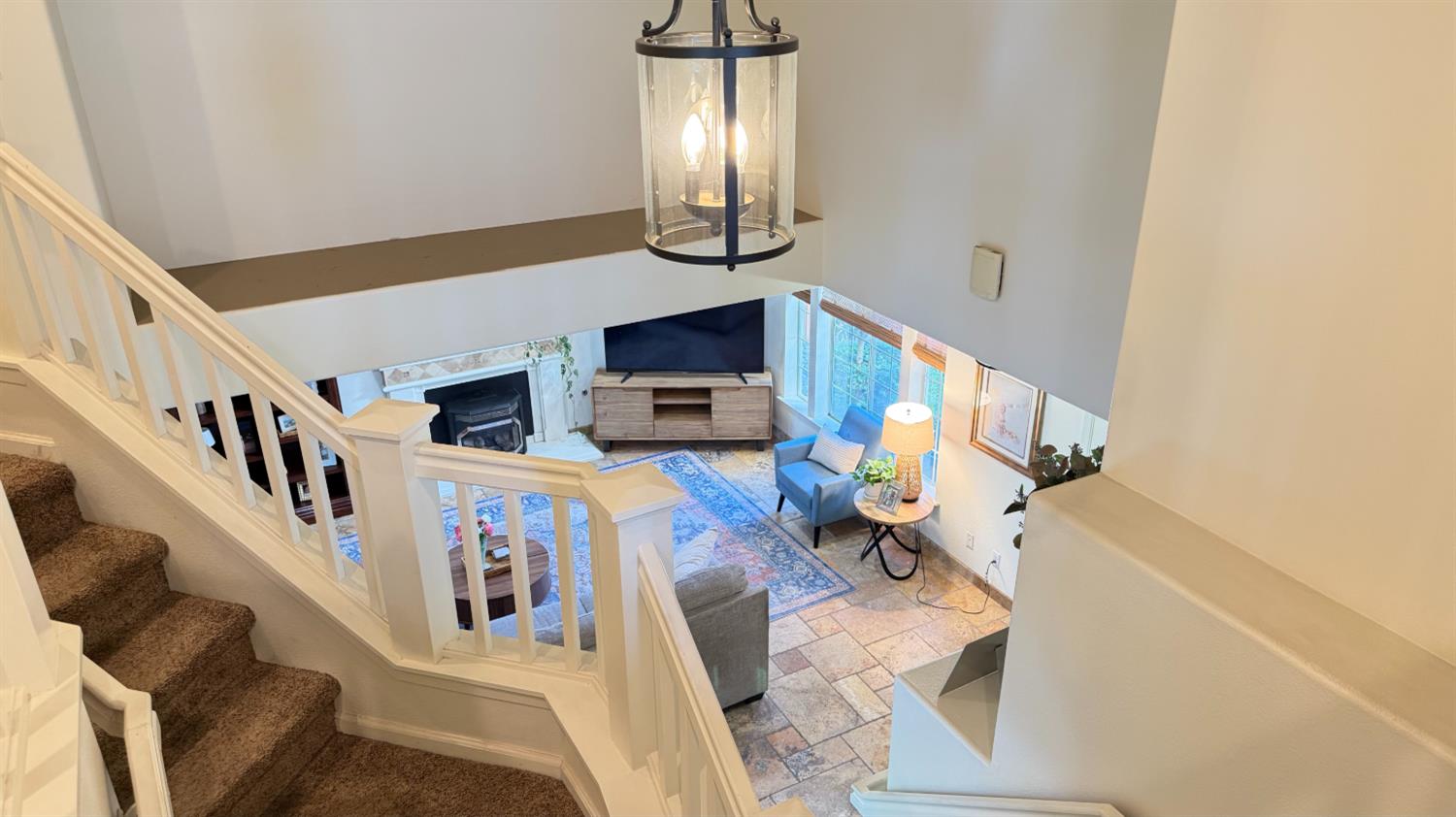 2061 E Ticonderoga Dr, Fresno, CA 93720