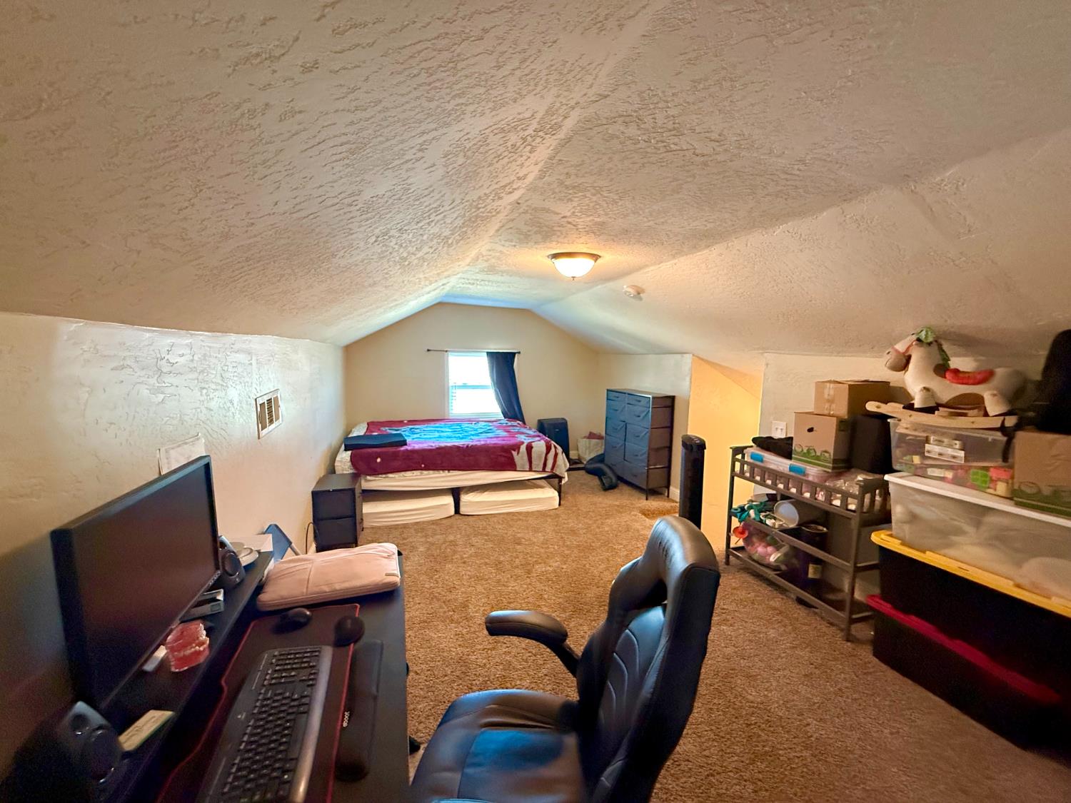 2783 Logan St, Selma, CA 93662